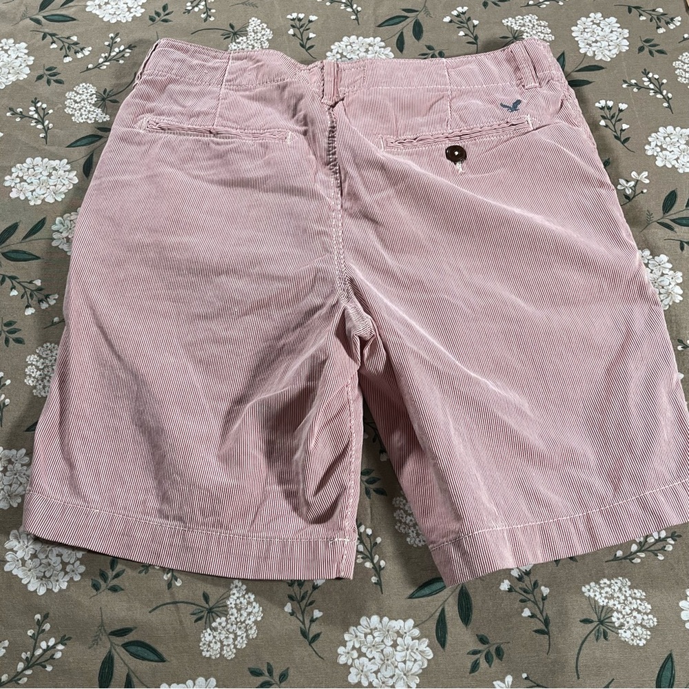 Vintage American Eagle Pinstripe Shorts Mens 33 Pink Casual Preppy Chino Y2K - Picture 6 of 8